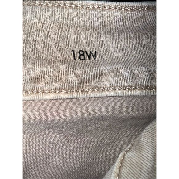 Liverpool the walking short light brown Bermuda shorts size 18W - Picture 7 of 11